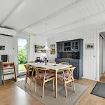 Gorgeous In With Kitchen בורקופ