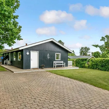 Gorgeous In With Kitchen